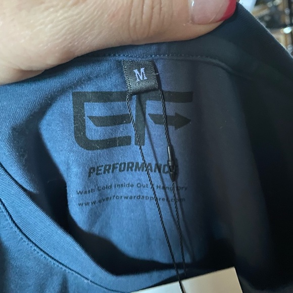 Ever forward crop top - Picture 3 of 3